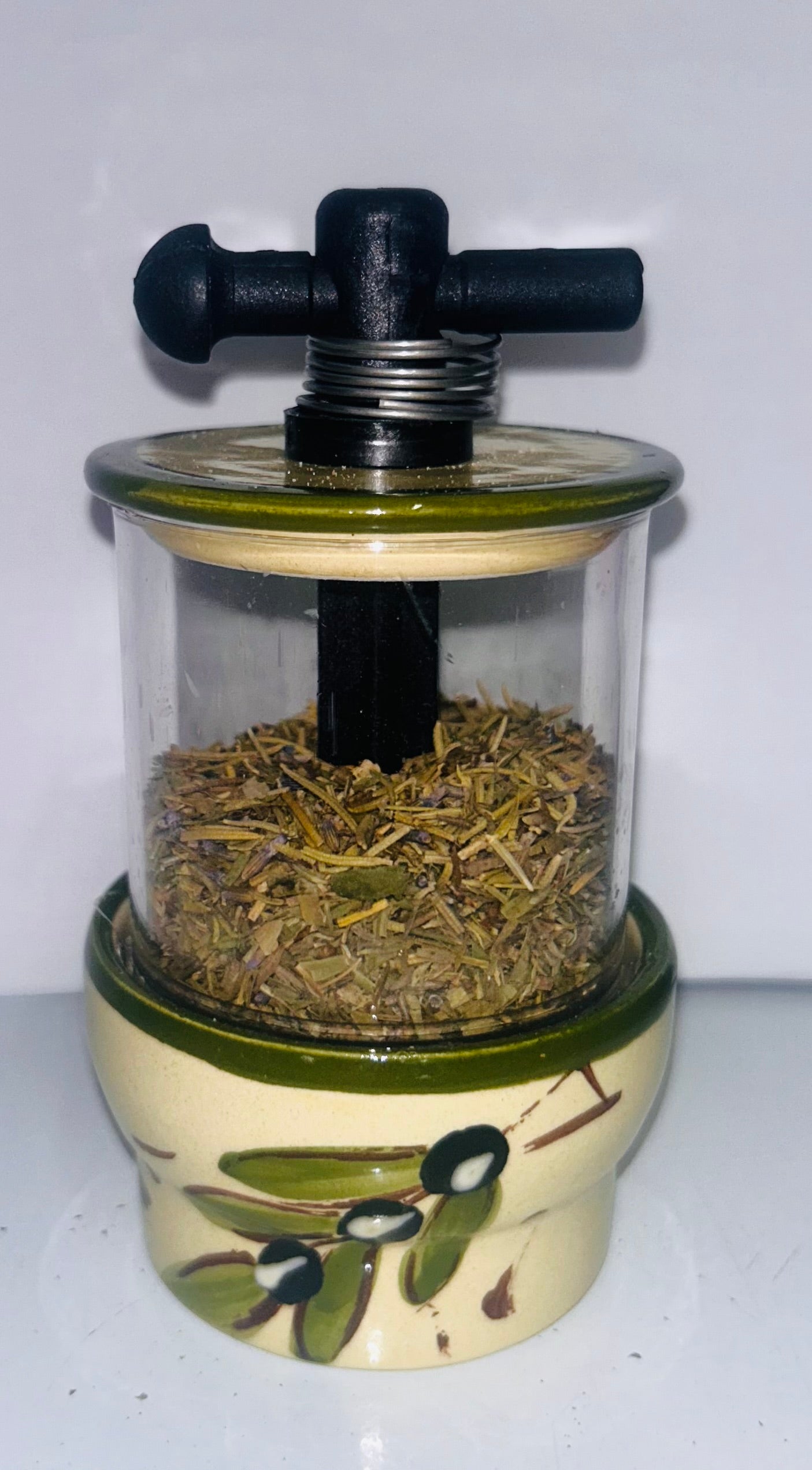 Dry Herb Mill